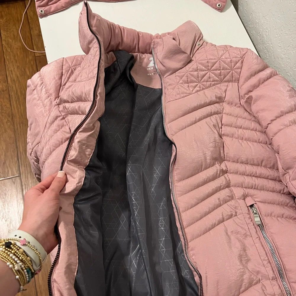 Pink winter jacket - Picture 9 of 16